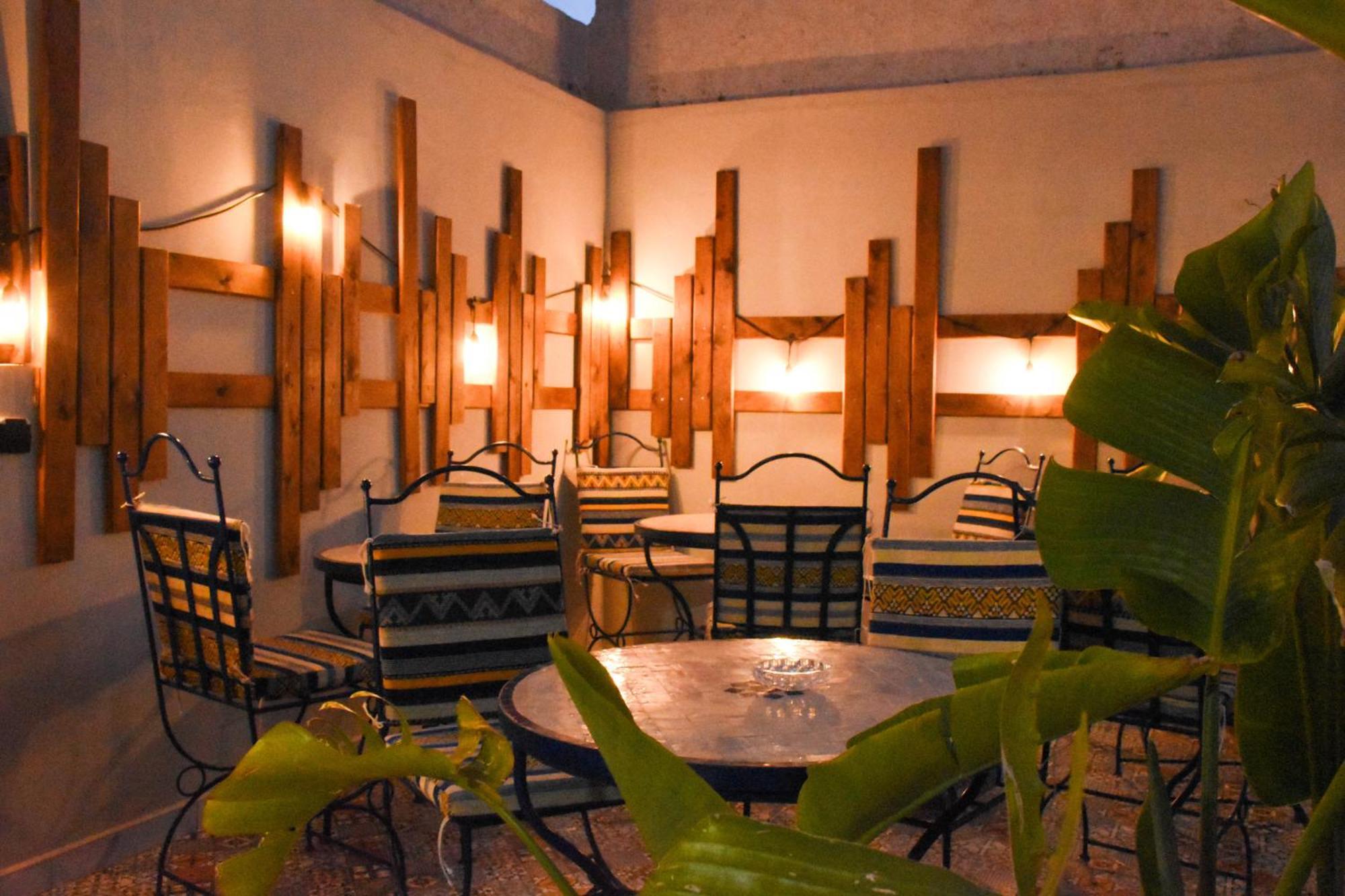 Хостел Playa Del Sol Surf House Tamraght Екстер'єр фото