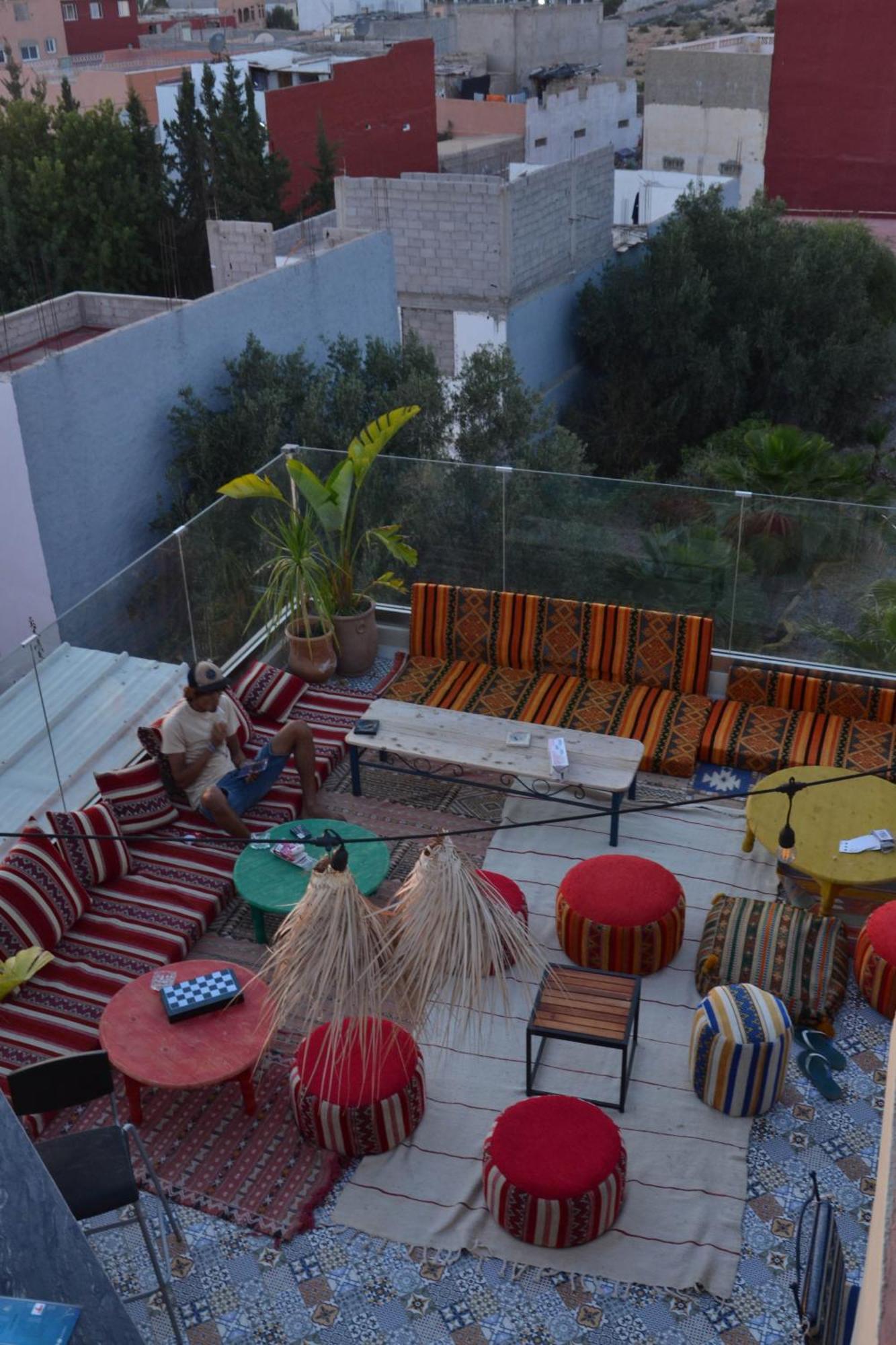 Хостел Playa Del Sol Surf House Tamraght Екстер'єр фото