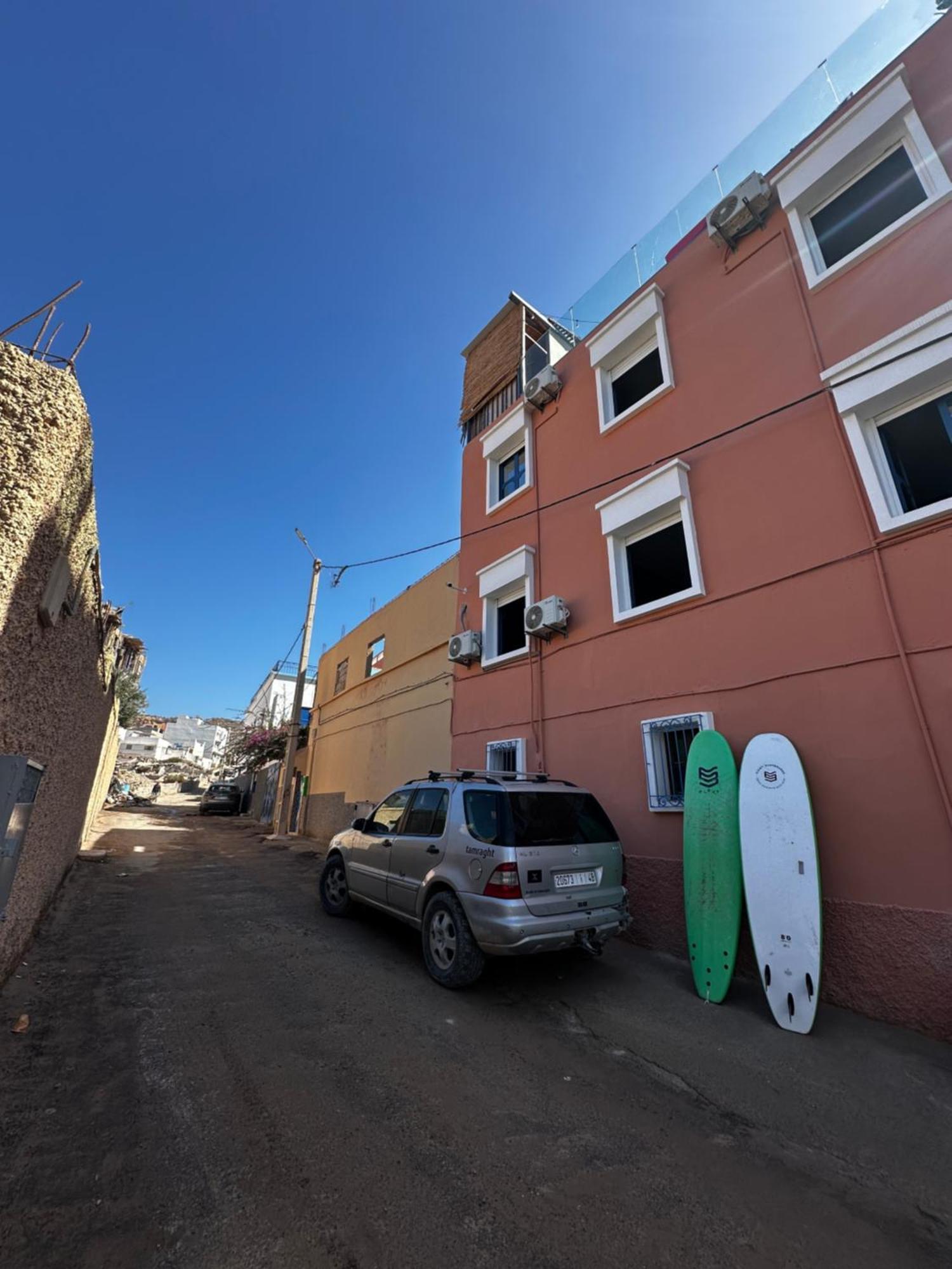 Хостел Playa Del Sol Surf House Tamraght Екстер'єр фото